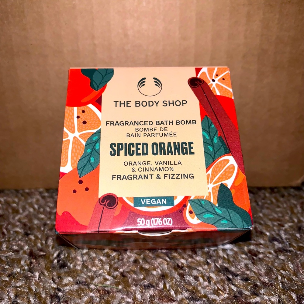 The Body Shop Spiced Orange Fragranced Bath Bomb